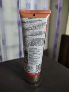 Sealed Peach Addict Body Cupid Shower Gel On Sale!