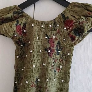 Midi Dress With Stretchable Body