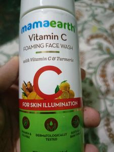 Mama Earth Foaming Facewash Vitamin C