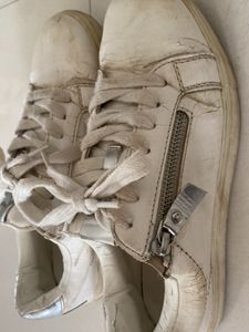 Used White Casual Shoes