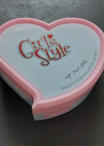 lipstick +compact +blush