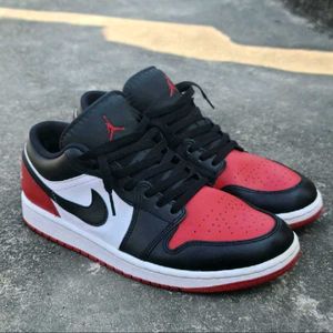 Nike Air Jordan 1 Low Bred Toe 2.0 Sneakers