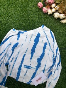 Blue Tie-Dye Cropped Long Sleeve