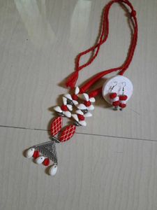 Boho Chic Red &amp; White Necklace Set