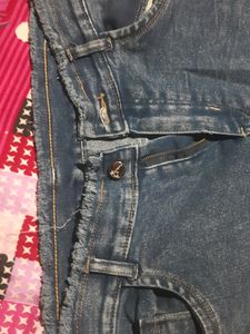New Scratch Jean&#39;s At Rs350
