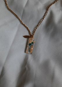 Resin Neckpiece