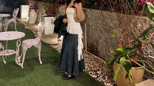 Tiered Denim Maxi Skirt