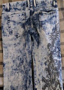 Graphic Print Denim Jeans acid washed