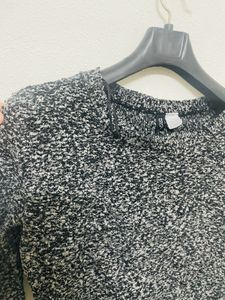 H&amp;M Crop Knit Sweater Acrylic Pullover
