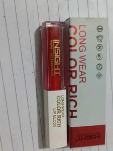 Insight Long Wear Color Rich Lip Gloss