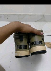 Puma High-Top Sneakers