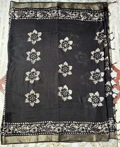 Brand New Trendy Batik Handloom Saree .