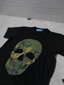 Skull Graphic T-Shirt