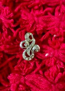 Pretty 2 Pendant