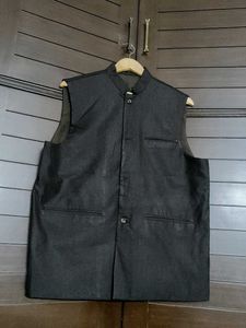 Men Sleeveless Brown Waistcoat