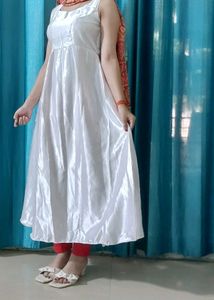 White Anarkali Kurta 2 mtr flare