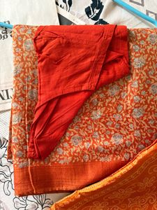 Orange Floral Print Saree with Blouse Piece