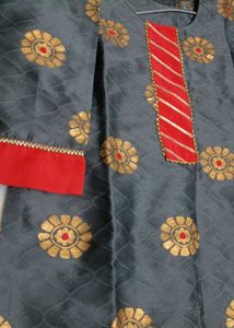 GRAY RED KURTA WITH DUPATTA