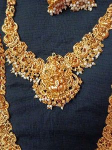 Golden Goddess Jewelry Set