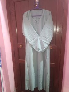 Plain Abaya With Elastic Sleeve