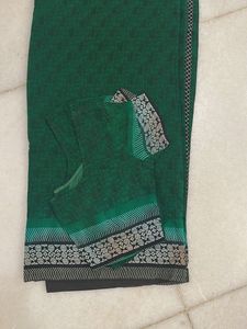 Green Saree with Complimentary Blouse Piece