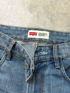 LEVIS 514 BLUE STRAIGHT FIT JEANS 32