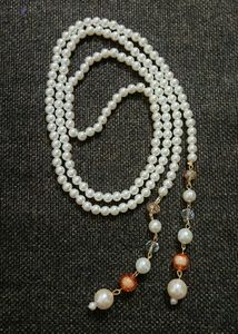 Elegant Pearl Drop Necklace