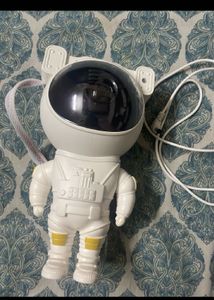 Astronaut Night Lamp