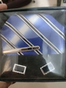 Tai And Cufflinks Set