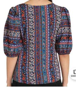 Fbella Paisley Print Top With Puff Sleeve