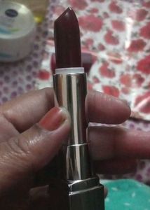 Maybelline Creamy Matt Lipstick
