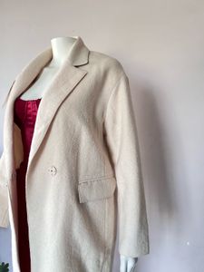 Chic Beige Coat - NO NEGOTIATIONS