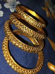 gold bangle