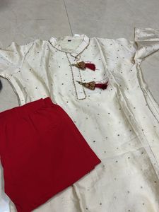 Elegant Ethnic Kurta with leggings