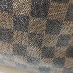 Louis Vuitton Damier Authentic