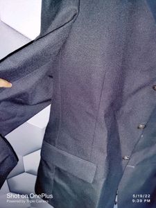 expensive park avanue branded suit