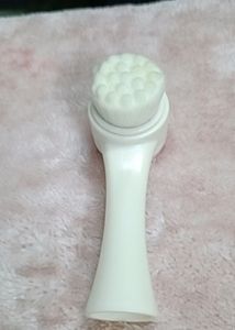 Facial Cleanser Brush