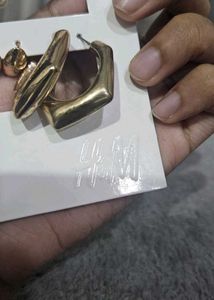 H&amp;M Earring Set