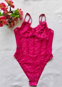 Shein : Hot Pink Lace Bodysuit
