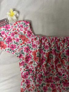Floral top