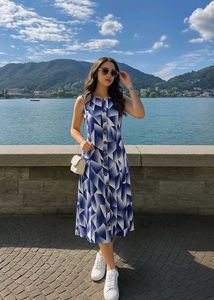🩵✨Geometric Print Midi Dress