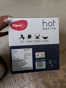 Pigeon Hot Kettle - Brand new