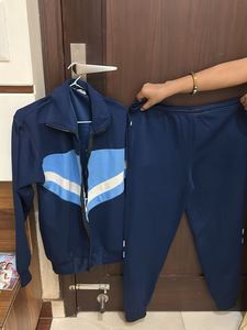 men track suit