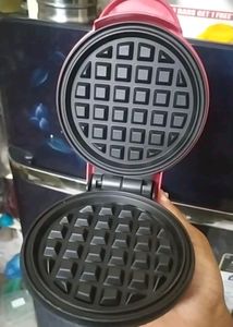 Sale 🎊 Mini Waffle Maker Machine
