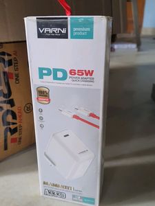 VARNI PD FAST 65W CHARGER