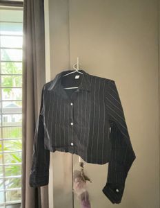 H&M Crop Shirt