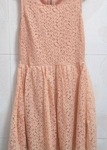Beautiful Short Dress With Back Zip