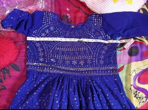 Brand New Very Beautiful 2 Pc Nairacut Set