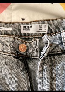 Bershka Women ripped jeans