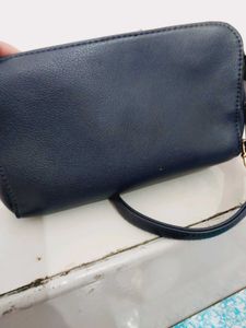 Oriflame Navy &amp; Beige Crossbody Bag